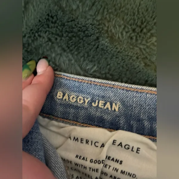 American Eagle blue baggy jeans - Image 3
