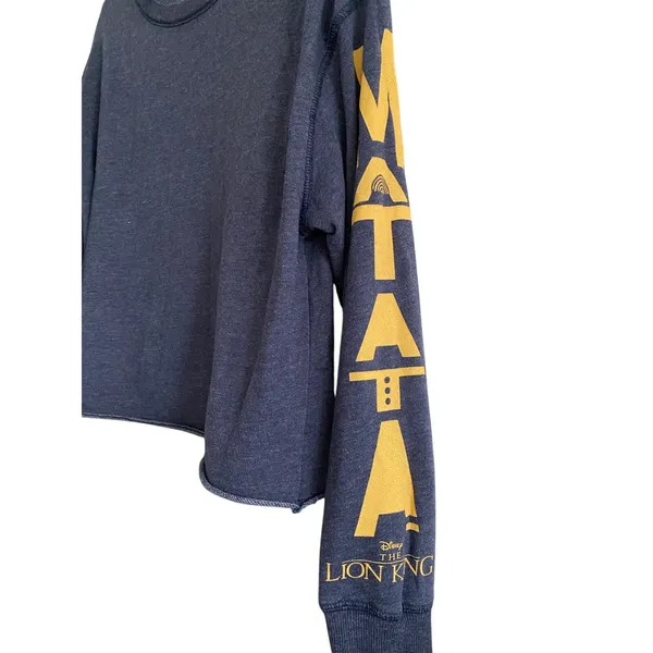 Target Lion King Hakuna Matata Long Sleeve Crop Top Size Large - Image 3
