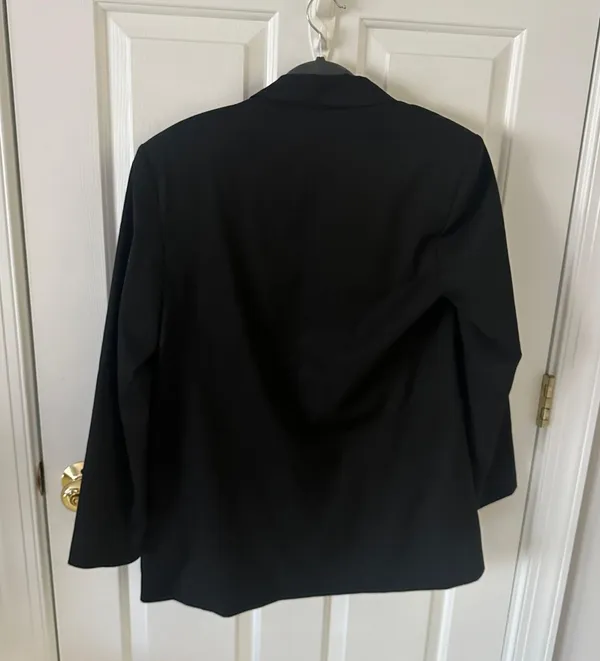 Zara Black Blazer - Image 3
