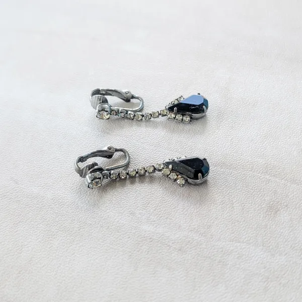 Vintage Clip On Earrings Clear Gems with Black Gem Drop Dangle Regal Stylish - Image 3