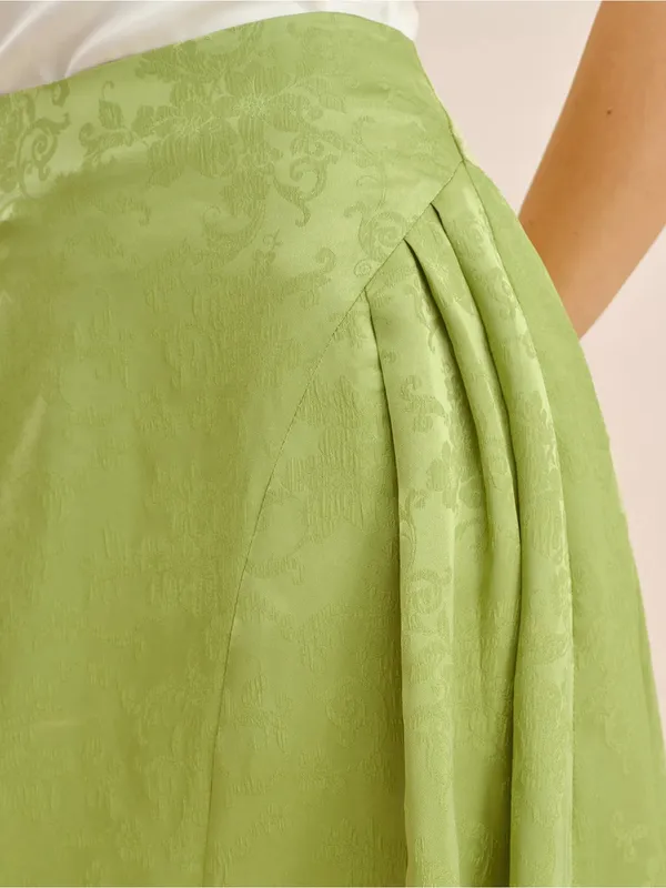 Rihoas Green Jacquard Ruched Satin Midi Skirt - Image 6