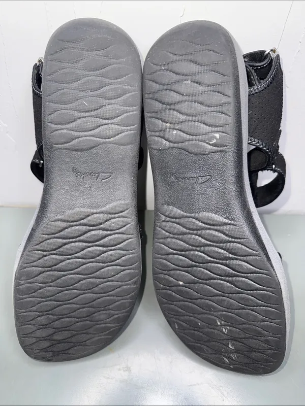 Clarks Cloudsteppers Black Gray Sport Sandals - Image 6