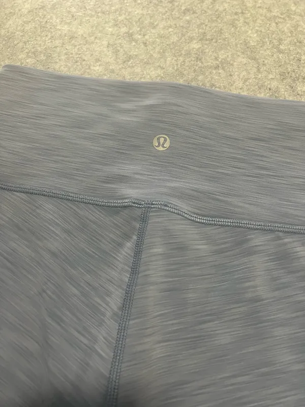 Lululemon Wunder Train High-Rise Shorts 8" - Image 4
