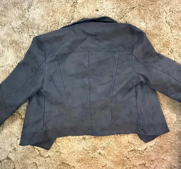 Forever 21 Black Faux Suede Moto Biker Jacket Size M - Image 3