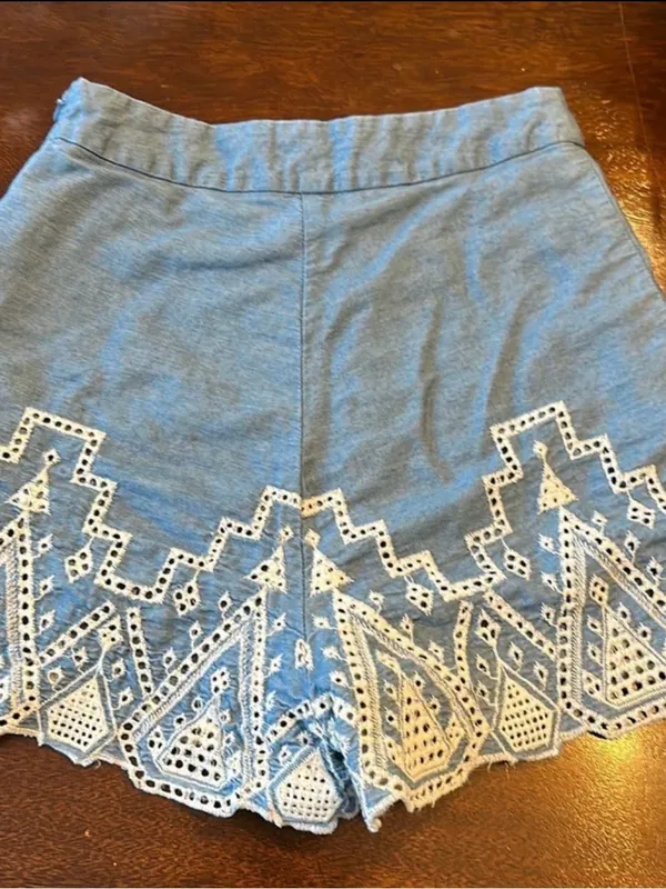 GB Blue/White Shorts with Side Zipper Size Small - Image 4