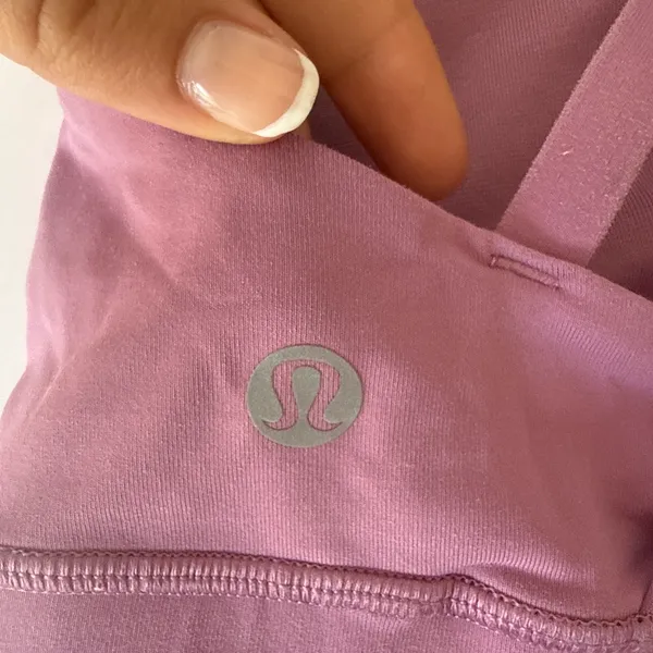 Lululemon sports bra (purple) size 4 - Image 3