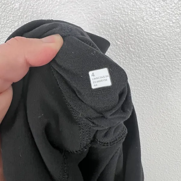 Lululemon Women's Align High Rise Pant Black Sz 4 - Image 9