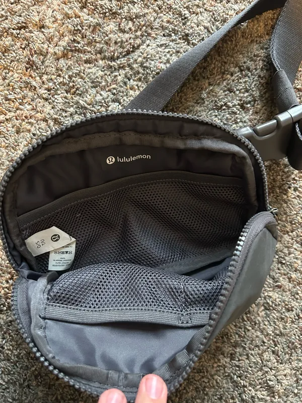 Lululemon Belt Bag - Image 2