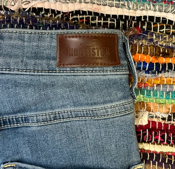 Hollister Skinny Jeans - Image 4