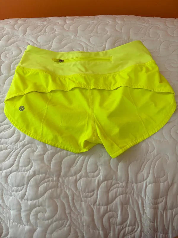 Lululemon Speed Shorts 2.5" - Image 2