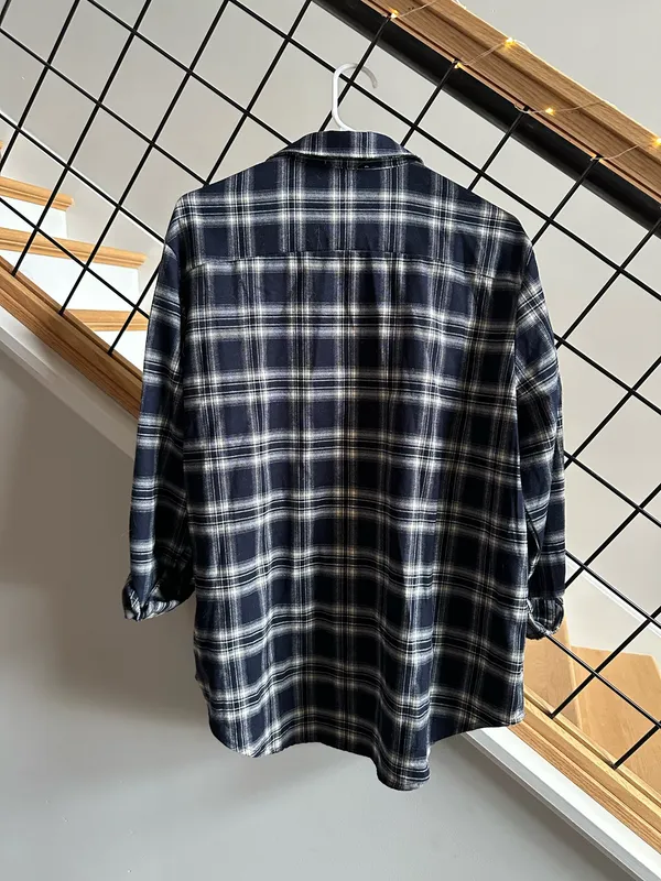 She & Sky Flannel - Image 3