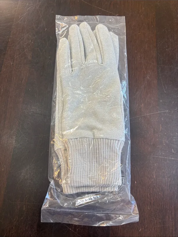Gold Sparkle Knit Women's Gloves Silver - Image 2