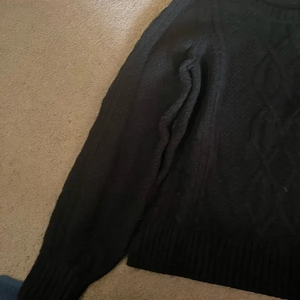 Abercrombie cable knit‎ sweater L - Image 2
