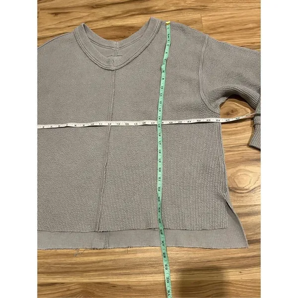 Aerie Downtime V-Neck Sweatshirt sz M - Image 8
