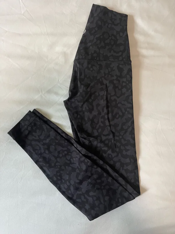 Lululemon Align Super High-Rise Pant 28" - Image 3