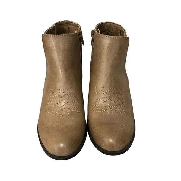 Frye & Co. JUDE Western Style Side Zip Ankle Boots Beige Taupe Sz 8.5M - Image 3