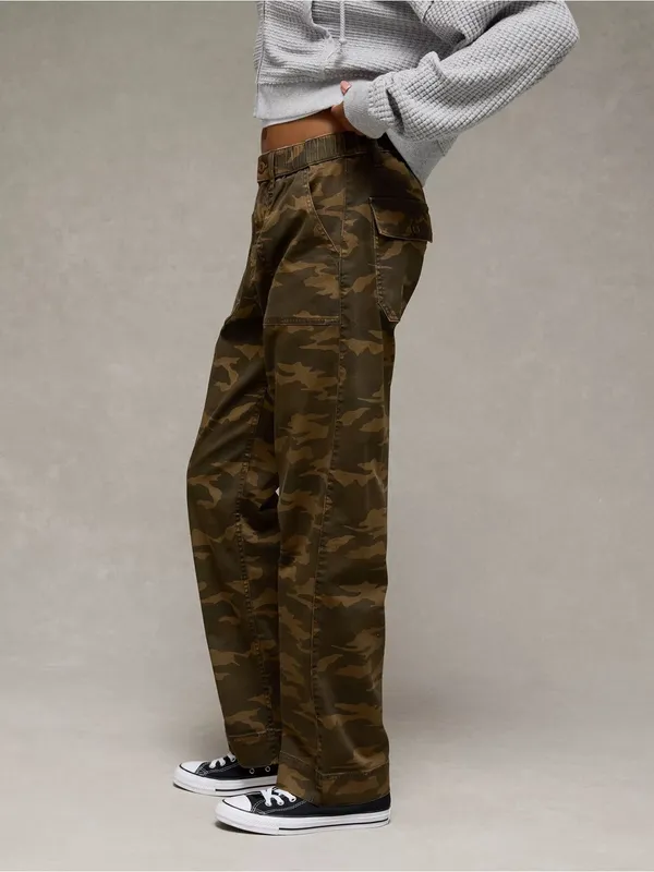 American Eagle AE Ex-boyfriend Camo Casual Pants Green Utility Women’s Sz Small - Image 4