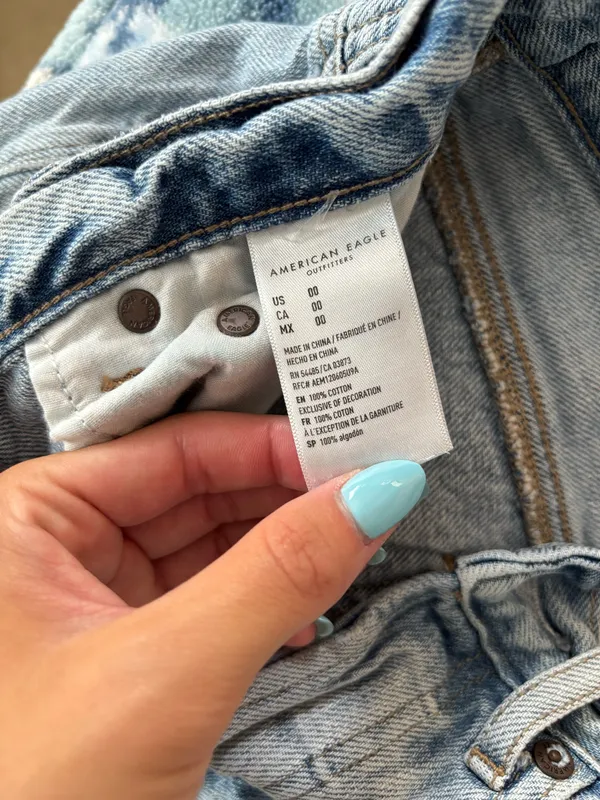 American Eagle Jean Shorts - Image 3