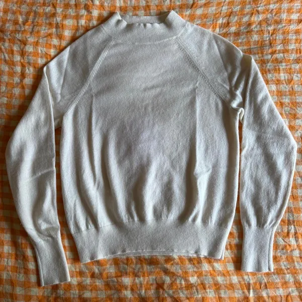 Everlane Cream Cashmere Raglan Mockneck Lightweight Sweater Size Small - Image 2