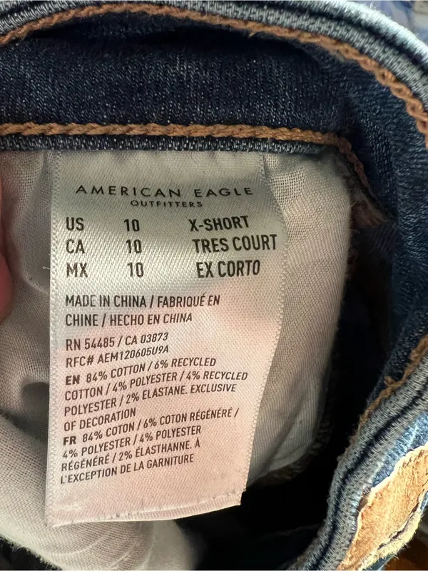 American Eagle Women’s Size 10 Hi Rise Cut Off Jean Shorts Denim Medium Wash‎ - Image 10