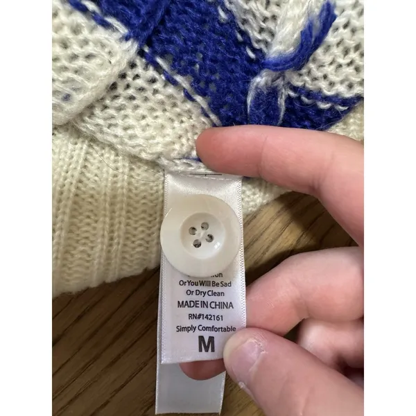 LuLaRoe Oversized Cardigan Sweater White Blue Stripes Size Medium Button‎ Preppy - Image 8