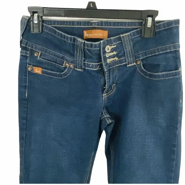 Vintage Lee Jean One True Fit Wide Bottom Jeans - Image 2
