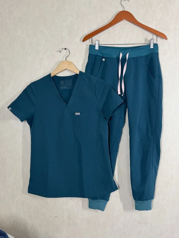 Figs Set 2 Pieces Catarina Scrub Top XS & Zamora Jogger Pants XSP Caribbean Blue - Image 3