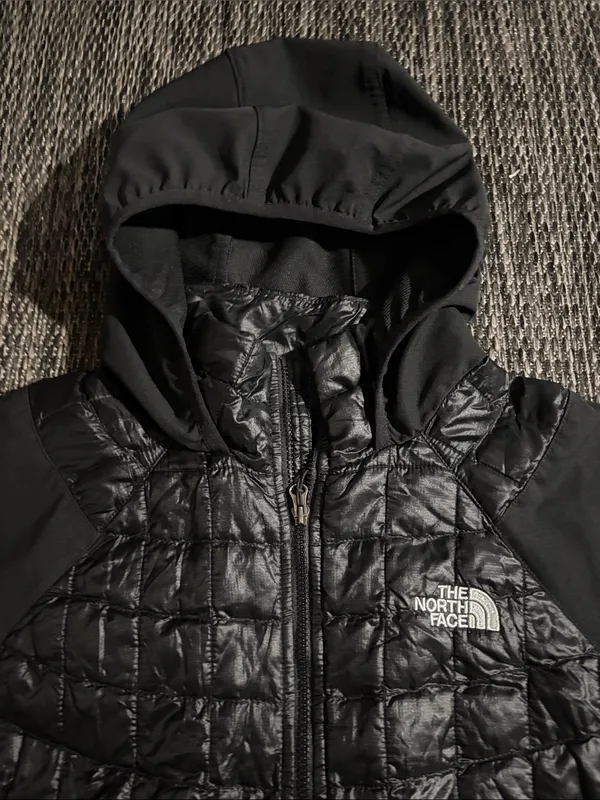 The North Face Hybrid Thermoball Hoodie Jacket Size Medium - Image 3