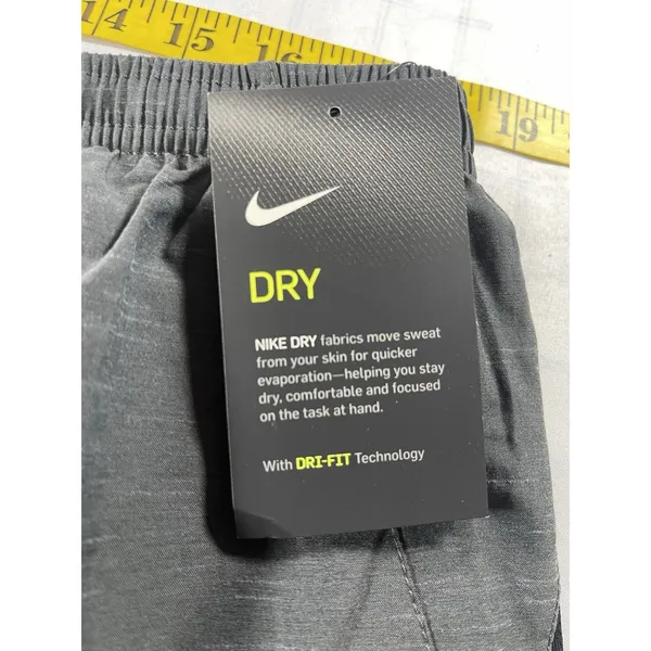 Nike Women’s Plus Size 1X Running Shorts - Gray Heather Dri-FIT Athletic - NW - Image 7