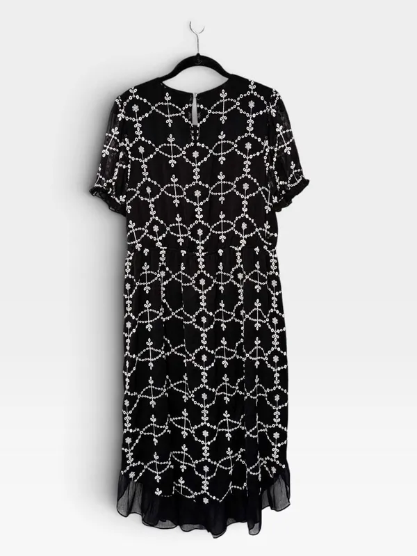 CeCe Black And White Embroidered Ruffle Half Sleeve Dress SZ 12 - Image 2