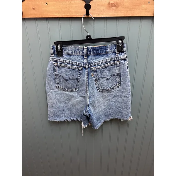 Levis Vintage High Waisted Denim Cutoff Shorts Light Wash Blue Size 24 Button up - Image 4