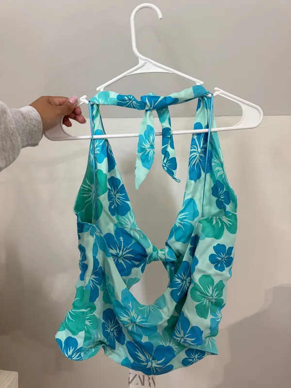 Zara Satin Hawaiian Print Top - Image 5
