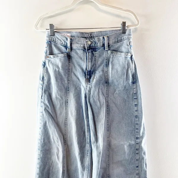Gap Stride High Rise Light Wash Denim Wide Leg Jeans Light Indigo Blue 27 / 4 P - Image 4