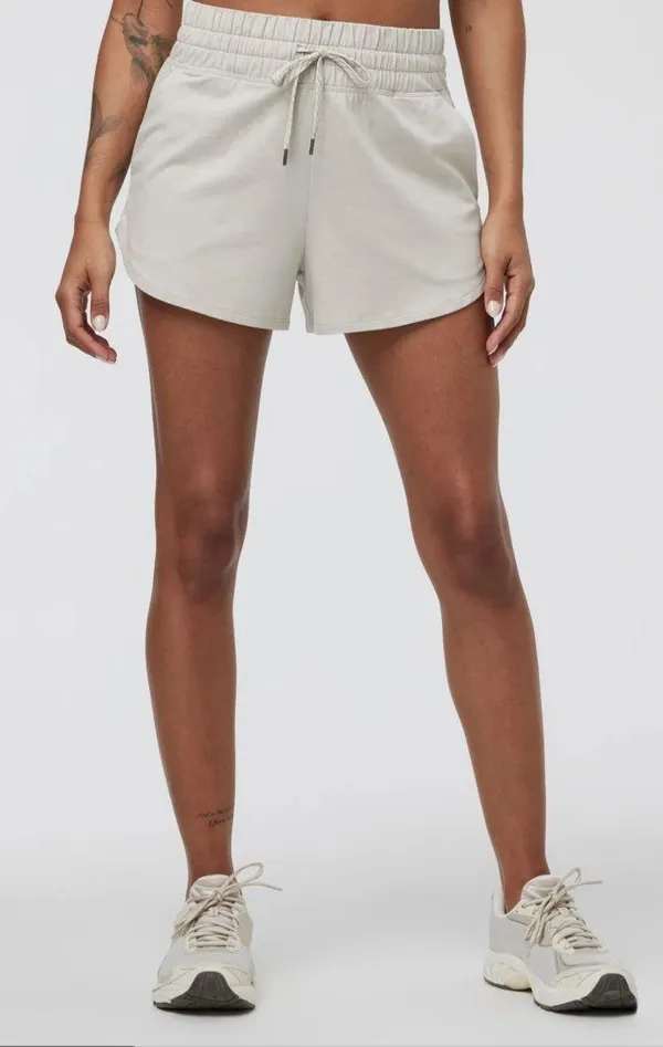 Vuori Shorts - Image 3