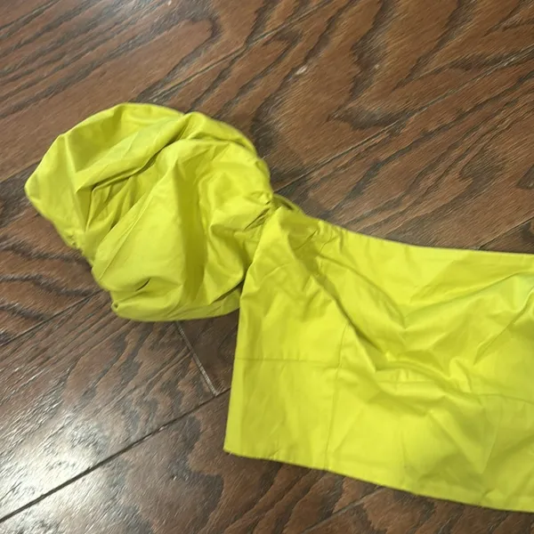Abercrombie & Fitch Lemon Lime Off-Shoulder Puff Sleeve Crop Top - Image 4