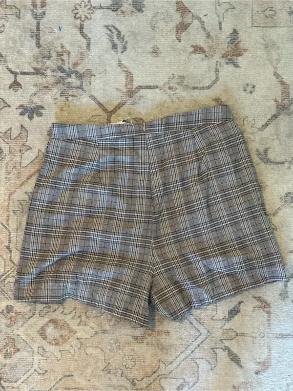 Plaid High-Rise Bermuda Shorts in Black and Tan - Image 4