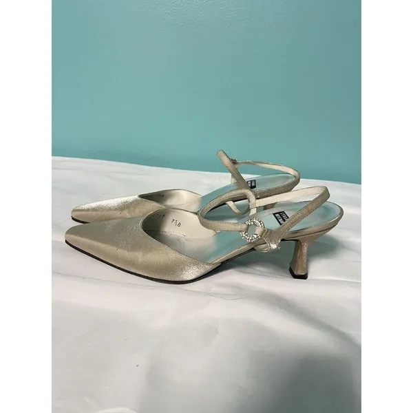 Stuart Weitzman Glistening Pointed Toe Ankle Strap Heels Beige Size 7.5M S-256‎ - Image 6