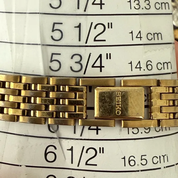 Seiko Vintage Ladies Watch Black Dial Gold-Tone Bracelet New Battery - Image 10