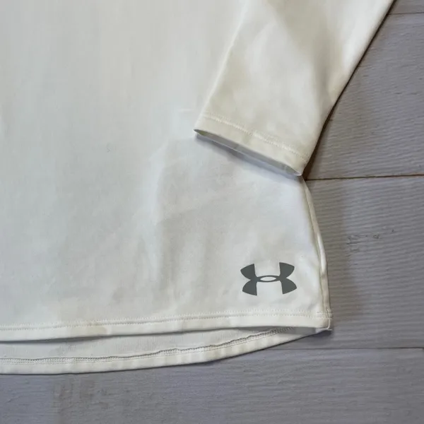 Under Armour - Men’s White Fitted Thermal Top - Size Small - Image 2