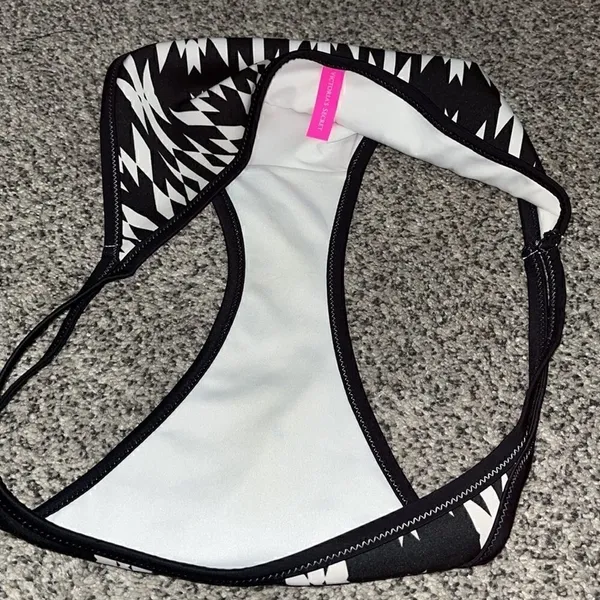 Victoria’s Secret Bikini Bottoms Aztec Black White - L - Image 4