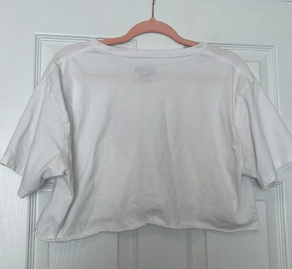 Nasty Gal white guns and roses graphic crop tee - Image 2