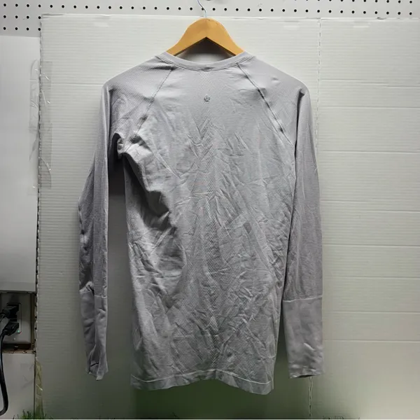 Lululemon Swiftly Tech Long Sleeve Top - Image 4