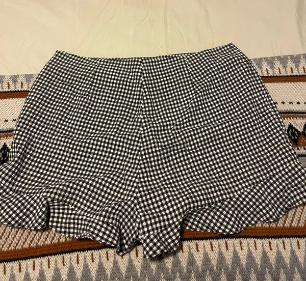 Gingham Linen Shorts - Image 2