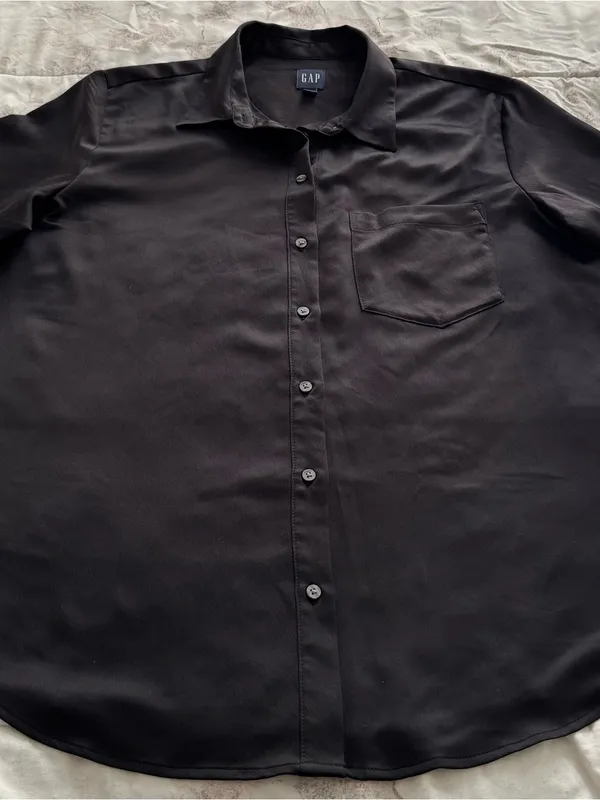 GAP Black Button up relaxed fit long sleeve Shirt size L front pocket minimalist - Image 13