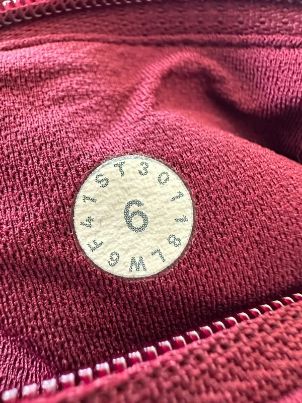 LULULEMON Pace Rival Crop *22" in Ruby Wine Sz. 6 - Image 11