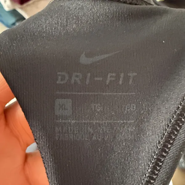 Nike Women's Midnight Black Sports Bra - Image 3