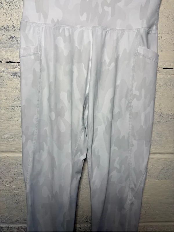 BuffBunny Limitless Legging Pant Tight Snow Camo White High Glute Contour Small - Image 5