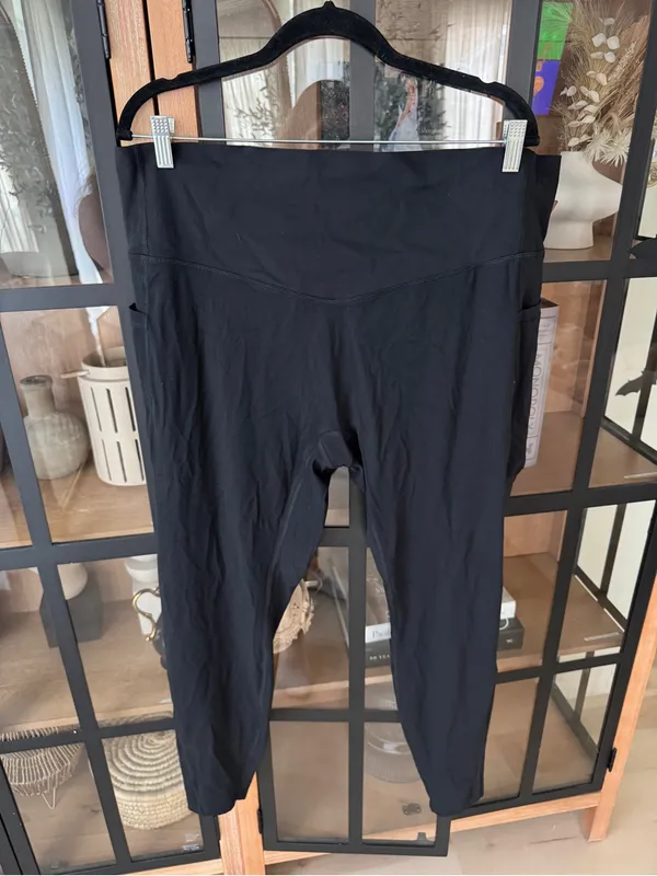 Halara UltraSculpt leggings high Waisted Tummy Control Pocket Shaping Training - Image 2