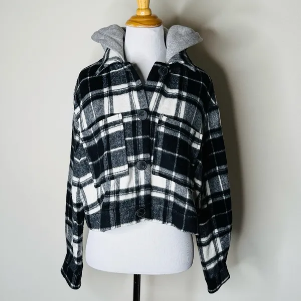Zara Black and White Plaid Cropped Bomber Jacket - Image 2
