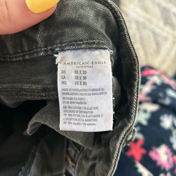 Black American Eagle Jeans - Image 8